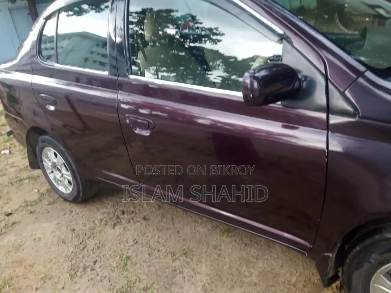 Toyota Platz 2003 Maroon