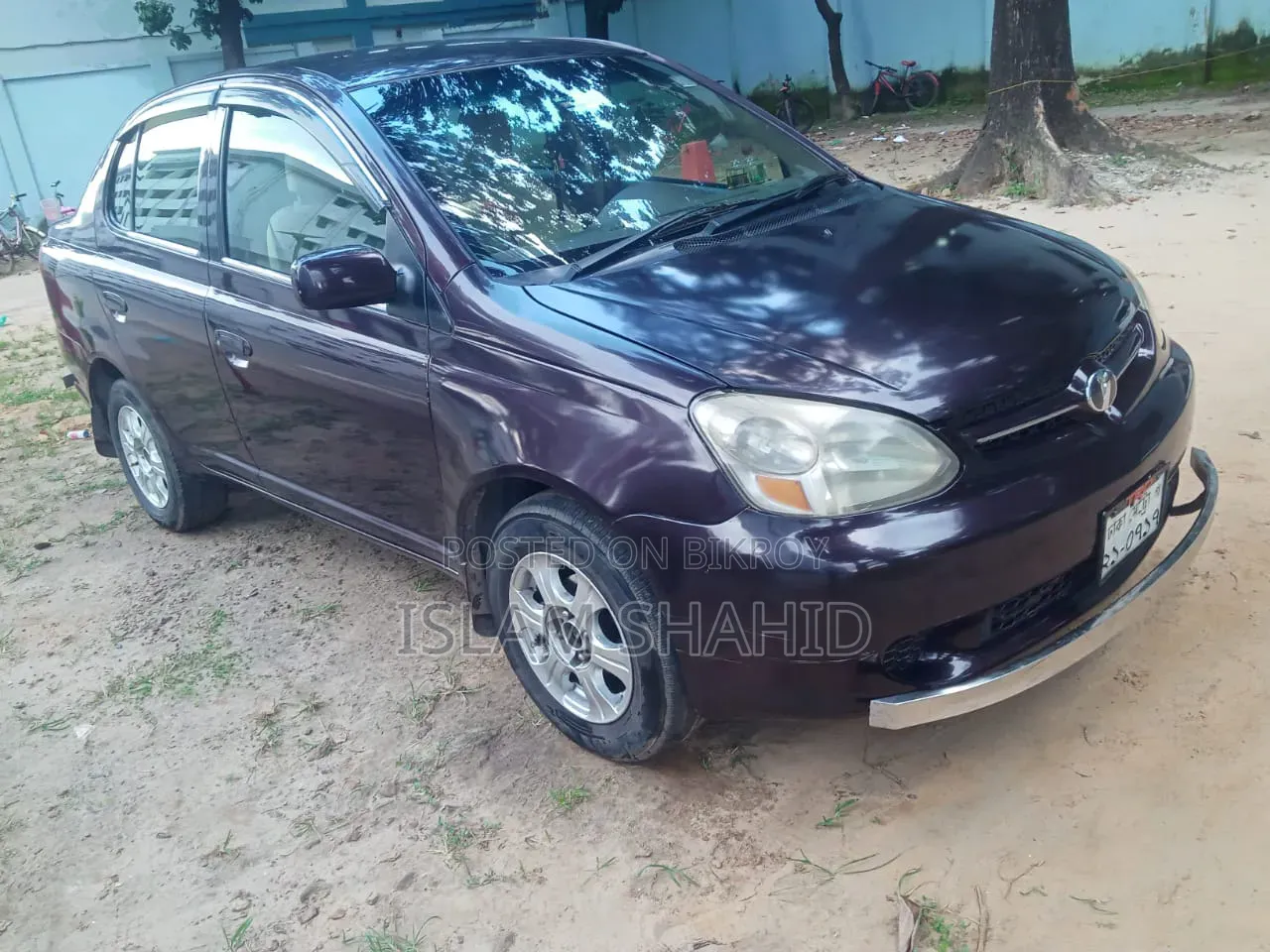 Toyota Platz 2003 Maroon