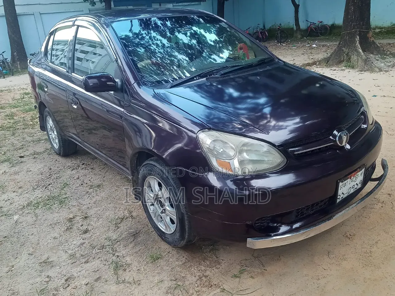 Toyota Platz 2003 Maroon