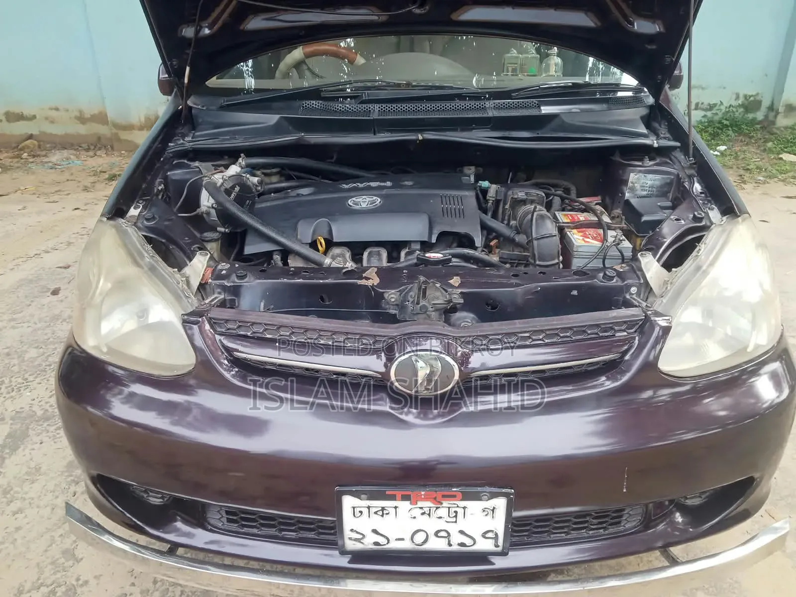Toyota Platz 2003 Maroon