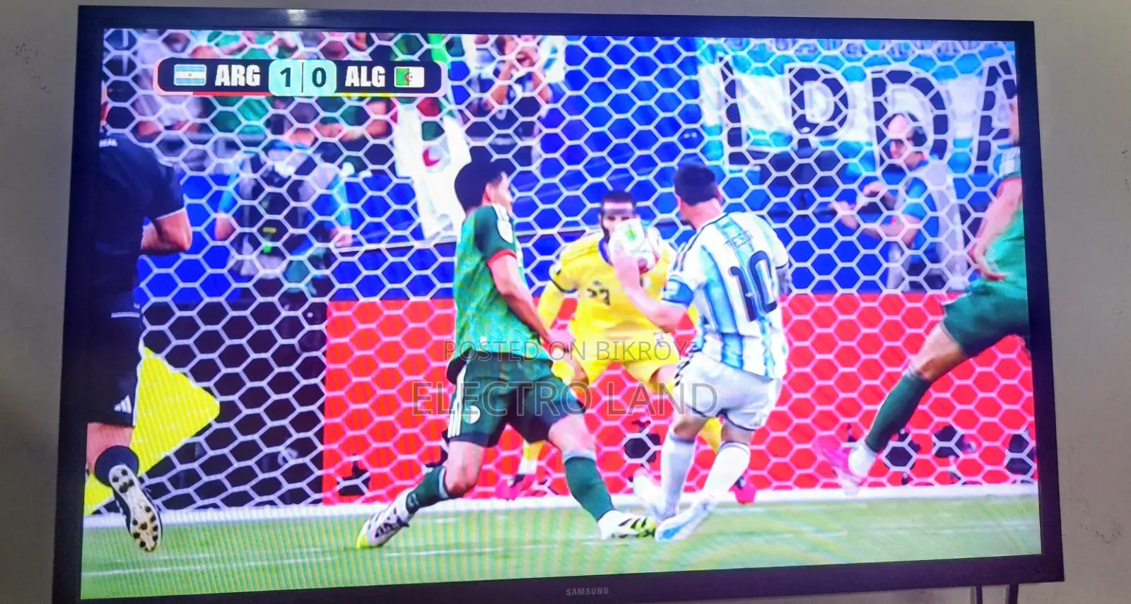 Samsung 32" Smart TV