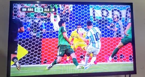 Samsung 32" Smart TV