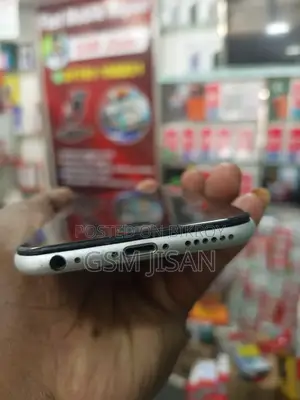 Apple iPhone 6s 32 GB Silver