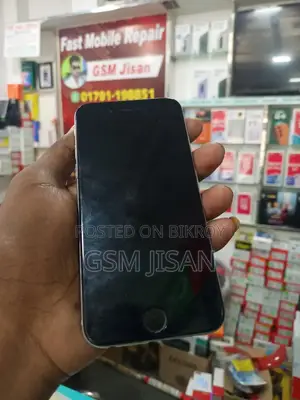 Apple iPhone 6s 32 GB Silver