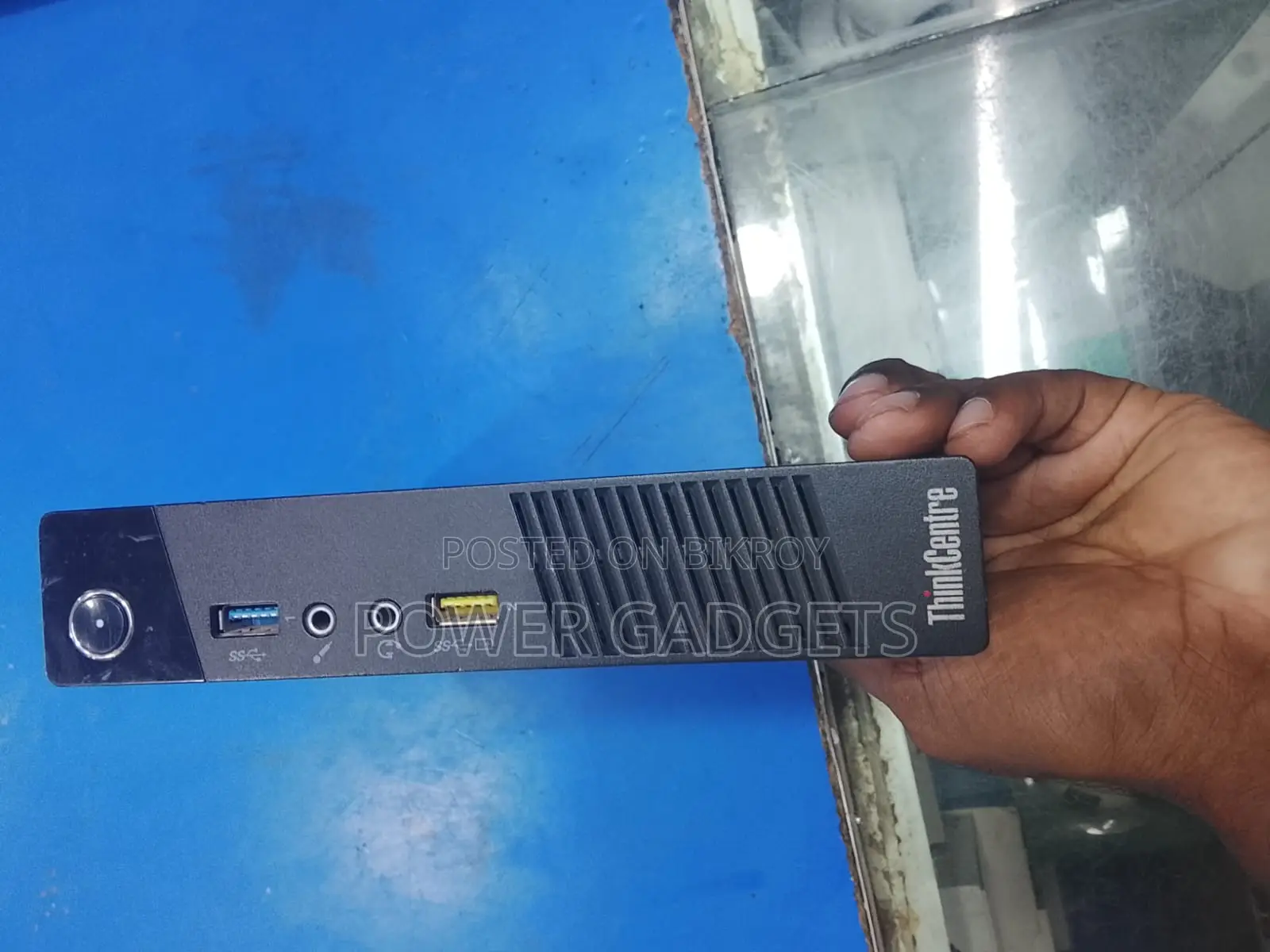 Desktop Computer Lenovo 8GB Intel Core i3 SSD 128GB