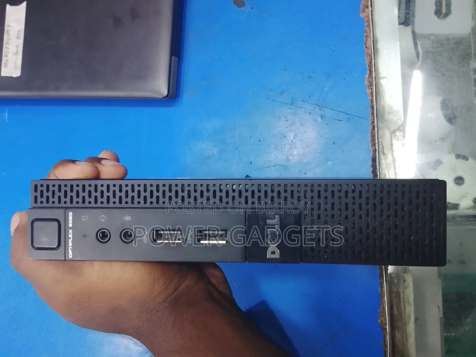 Desktop Computer Lenovo 8GB Intel Core i3 SSD 128GB