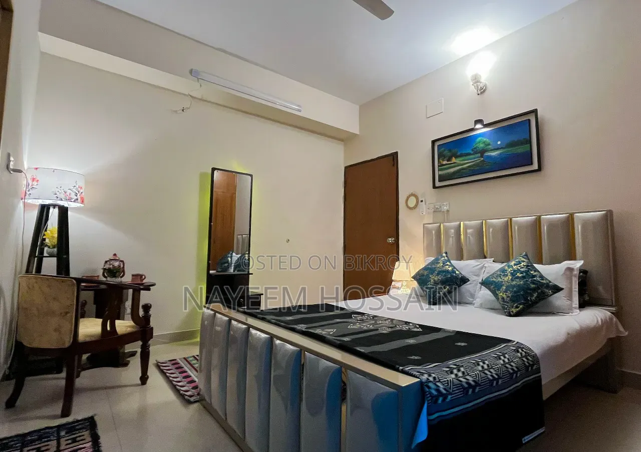 ধানমন্ডি, ঢাকায় ৩ বেডরুমের ফার্নিশড অ্যাপার্টমেন্ট ভাড়া হবে