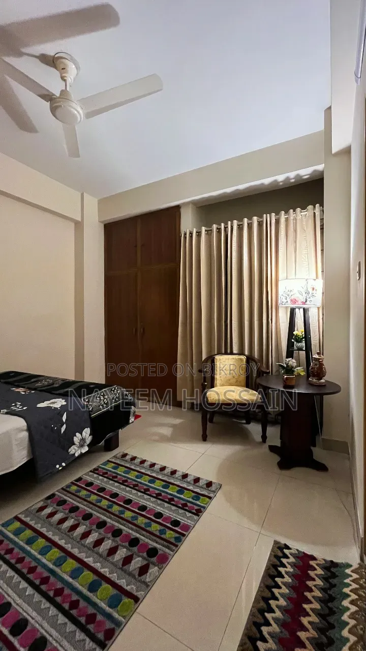 ধানমন্ডি, ঢাকায় ৩ বেডরুমের ফার্নিশড অ্যাপার্টমেন্ট ভাড়া হবে