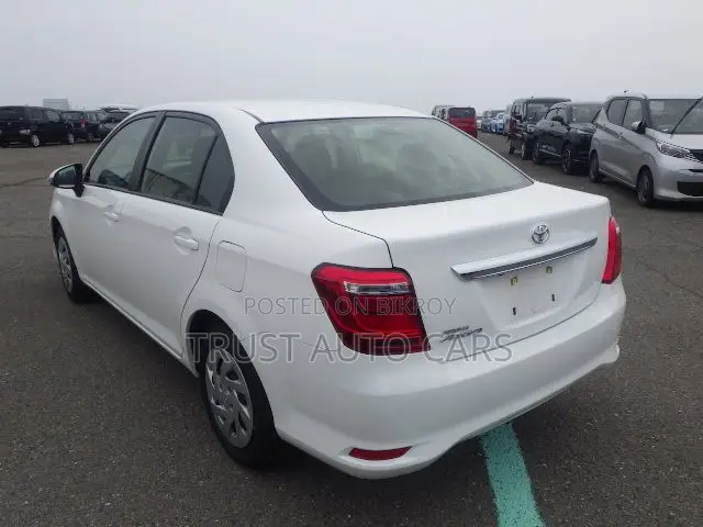 Toyota Axio 2021 White