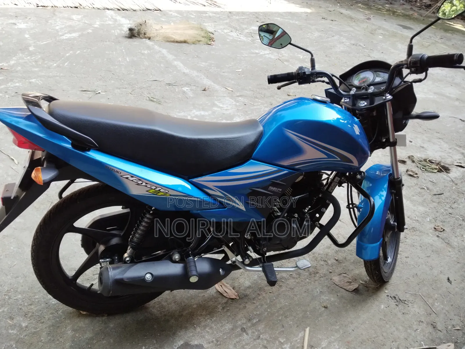 সুজুকি হায়াতে ২০২৫ ব্লু