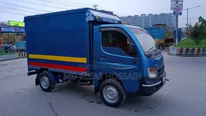 Tata Ex-2 Covered Van