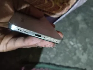 Vivo Y300 128 GB