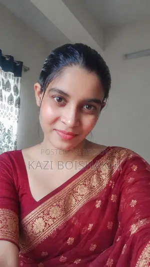 আর্জেন্ট শো- রুম সহকারী ৩৮ জন।