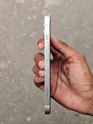 অ্যাপল আইফোন ১৩ ১২৮ জিবি হোয়াইট