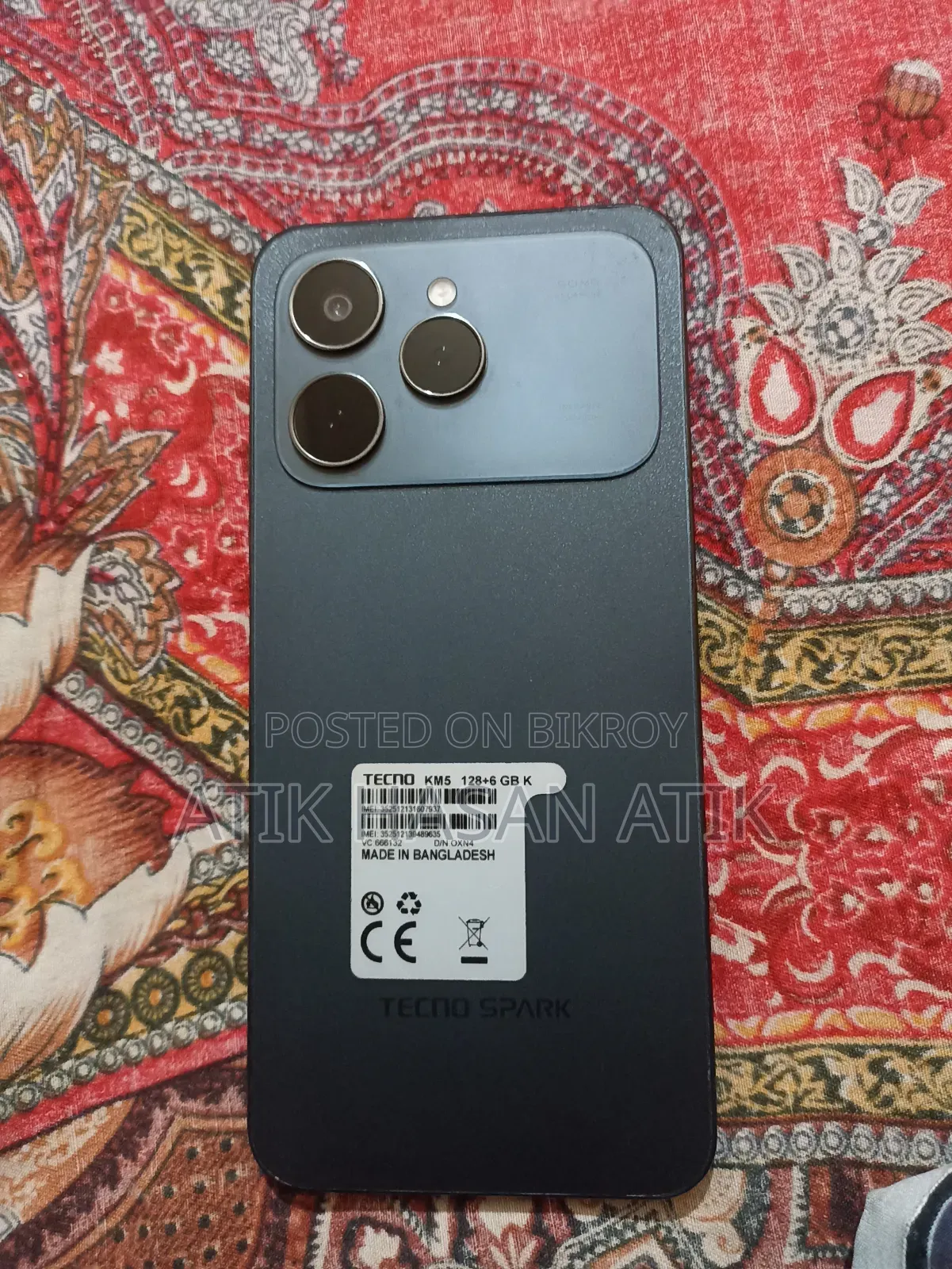 টেকনো স্পার্ক ৪০ ১২৮ জিবি কালো