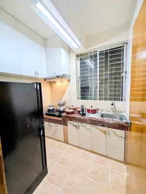 Furnished 3bdrm Apartment in Dhaka, Dhanmondi for rent