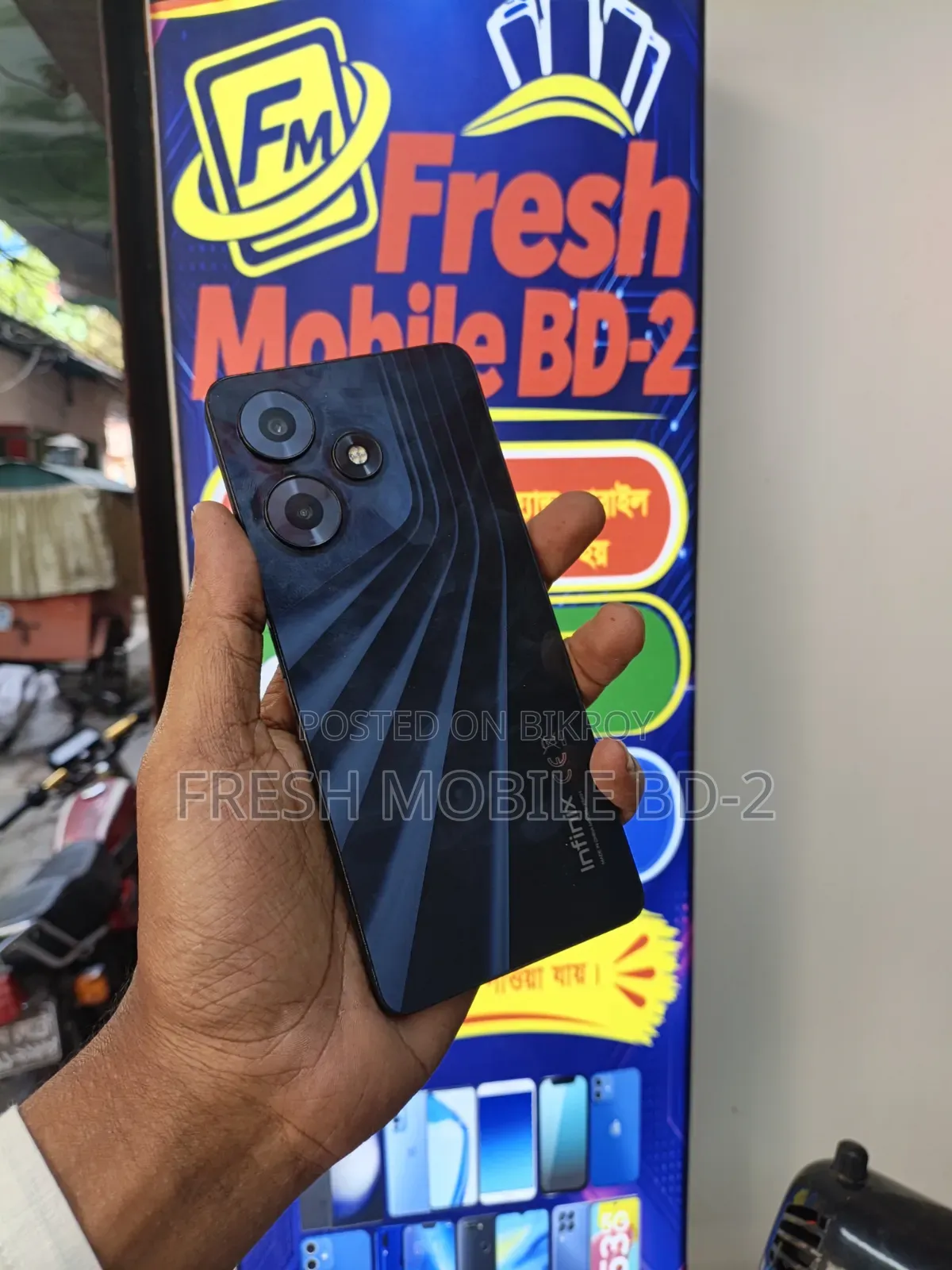 ইনফিনিক্স হট ৩০আই ১২৮ জিবি ব্ল্যাক