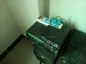 JBL Original Box Used but Only 9 Month Use