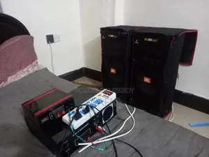 JBL Original Box Used but Only 9 Month Use
