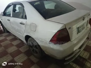 নিউ টয়োটা করোল্লা ২০০৫ হোয়াইট
