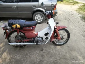 Honda 1999 Red