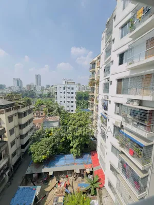 উত্তর বাড্ডায় ৩ বেডরুমের অ্যাপার্টমেন্ট বিক্রয়ের জন্য