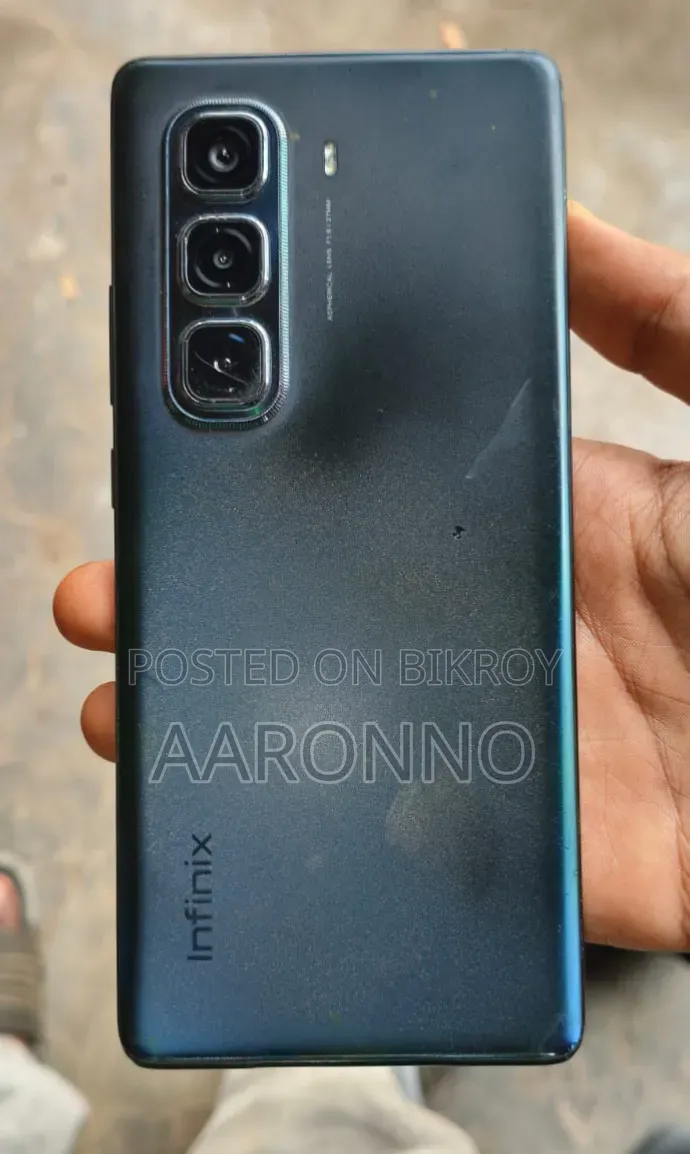 ইনফিনিক্স হট ৫০ প্রো প্লাস ৪জি ২৫৬ জিবি ব্ল্যাক