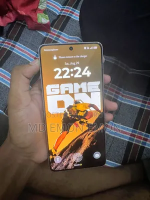 ওয়ানপ্লাস ১৩আর ২৫৬ জিবি হোয়াইট