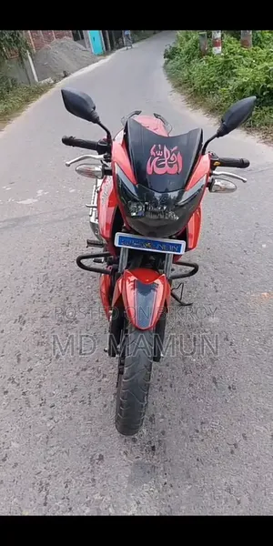 TVS Apache RTR 160 4V 2015 Red