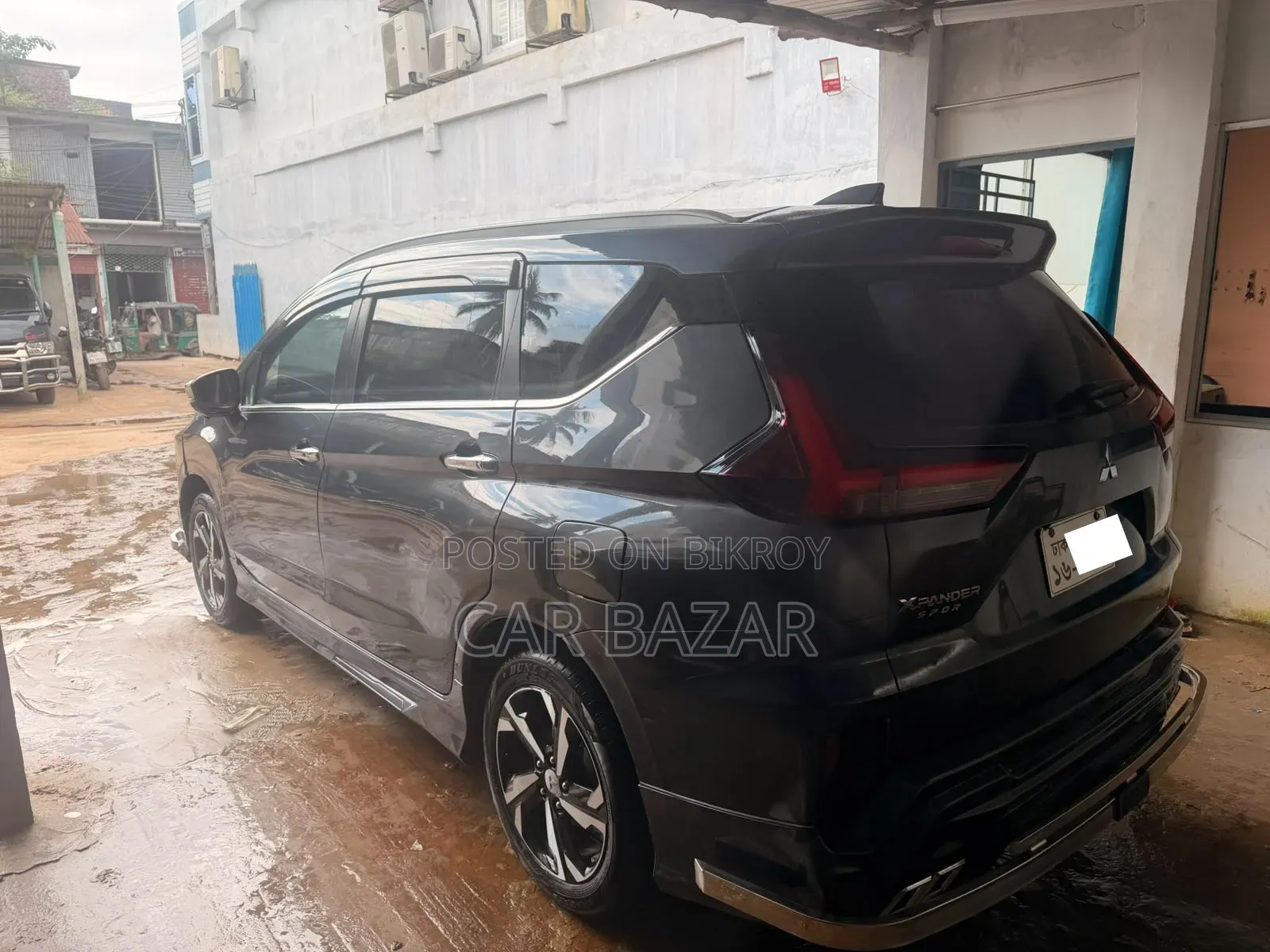 Mitsubishi Xpander E 2025 Gray