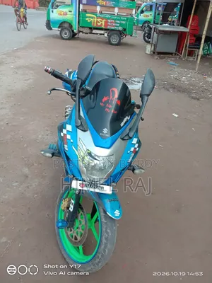 সুজুকি জিক্সার এসএফ ২০১৭ নীল