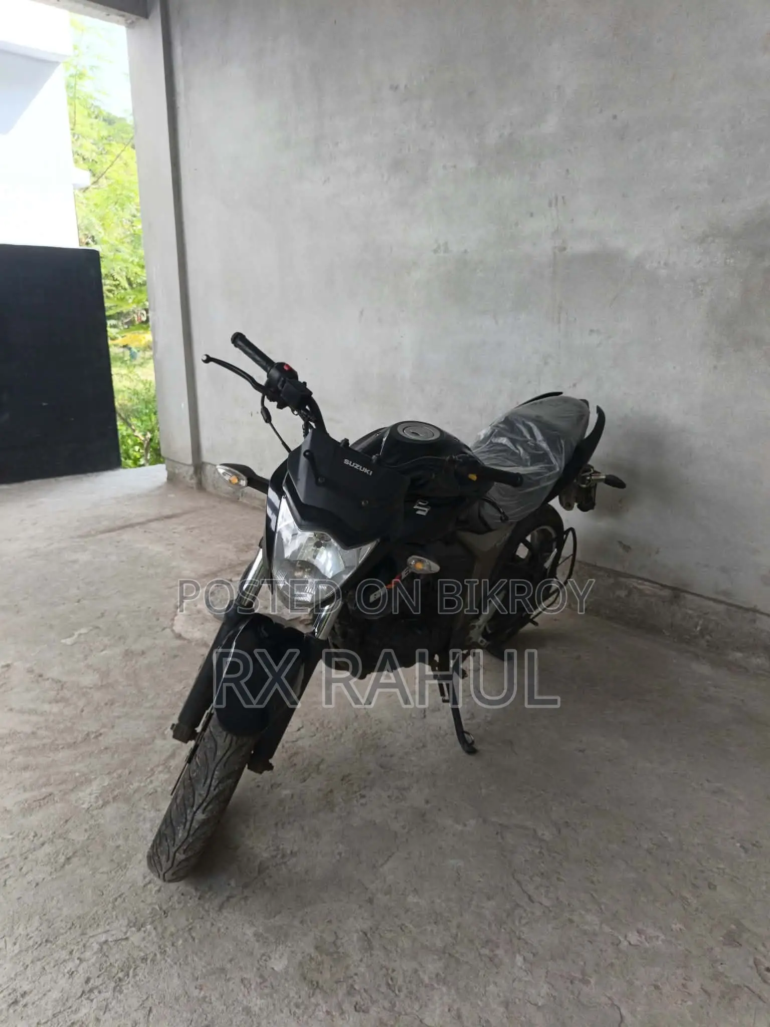 New Suzuki Gixxer 2023 Black