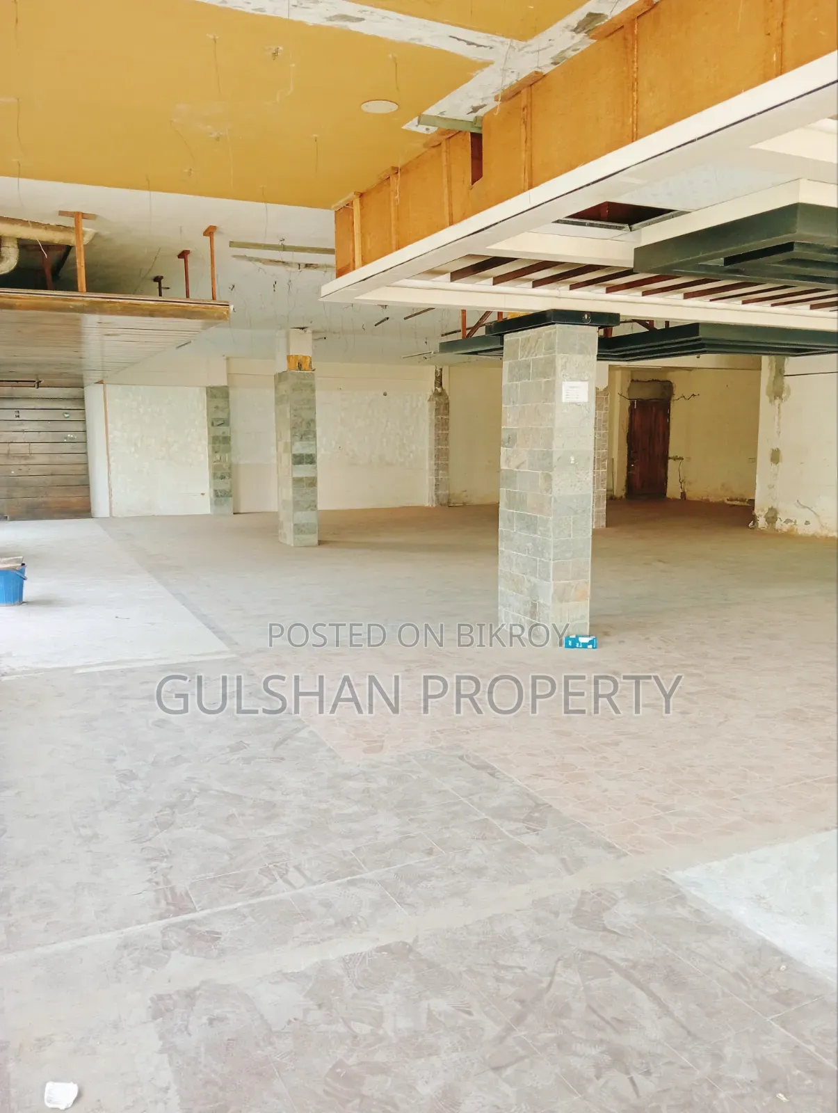 Commercial Premium Space for Office Bank Rent 2646 sq ft