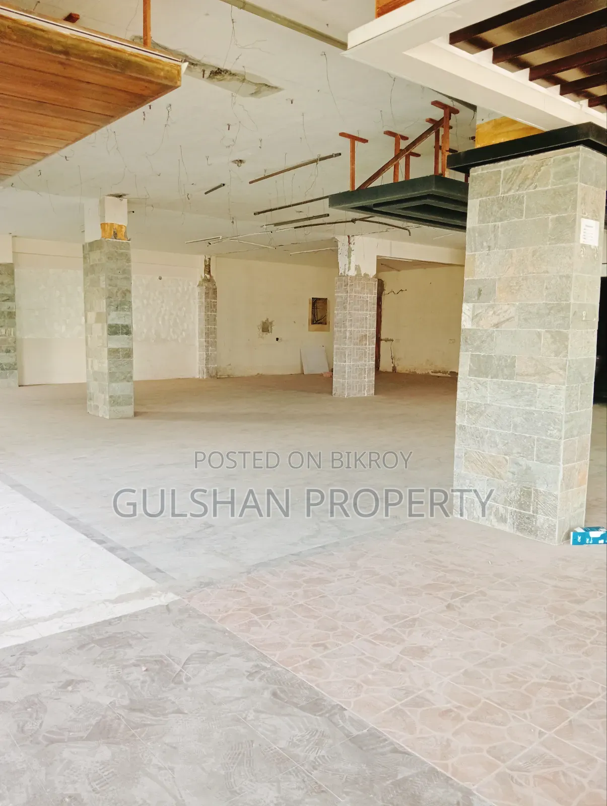 Commercial Premium Space for Office Bank Rent 2646 sq ft