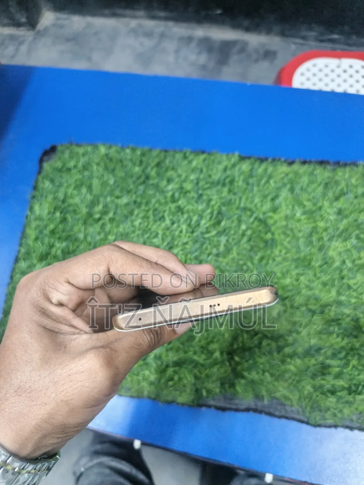 রিয়েলমি ১১ প্রো ২৫৬ জিবি গোল্ড