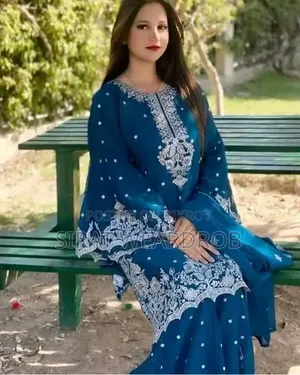 পার্টি ঘারারা কালেকশন