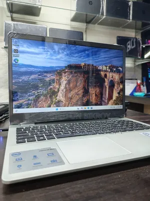 Laptop Dell 8GB Intel Core i3 SSD 256GB