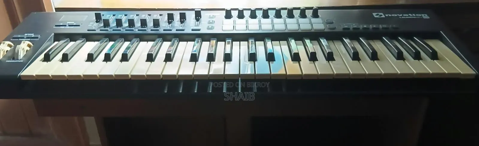 Novation Launchkey MK2 49-Key MIDI Keyboard Controller
