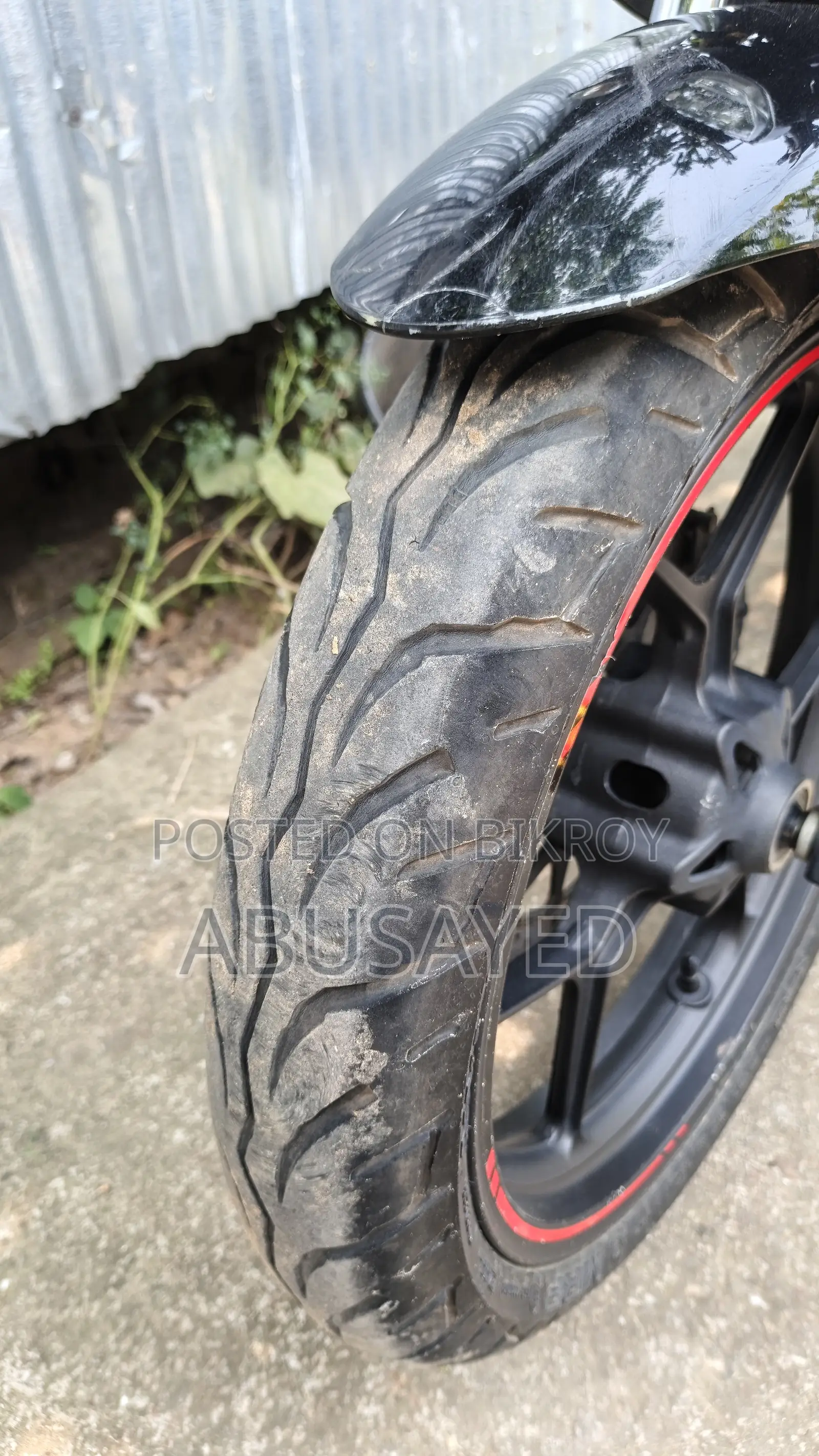 সুজুকি জিক্সার ২০২৪ ব্ল্যাক