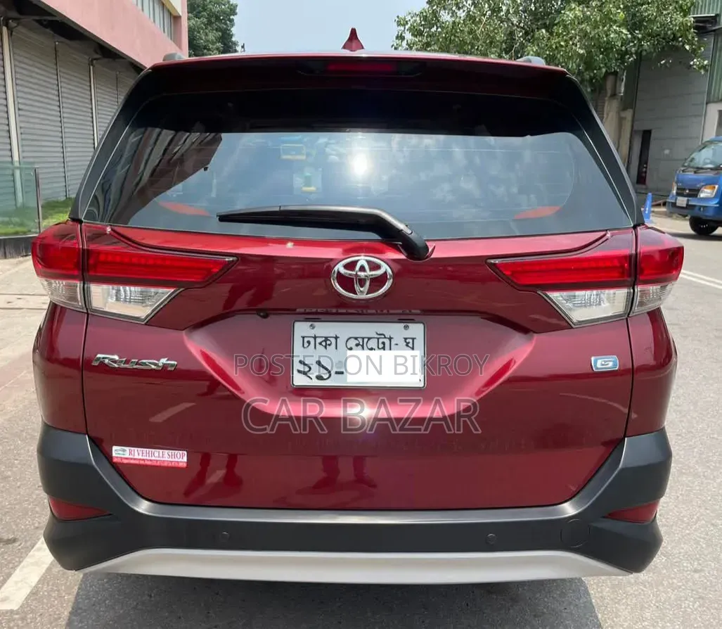 Toyota Rush 2022 Red