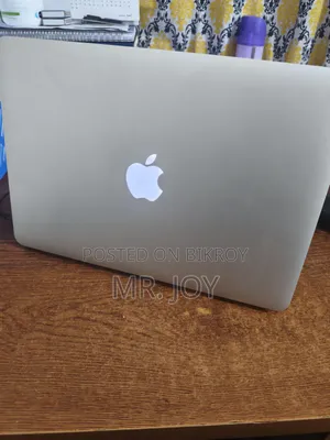 Laptop Apple MacBook Air 2017 8GB Intel Core i5 SSD 128GB