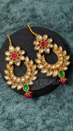 বক্স সহ প্রিমিয়াম কুন্দন দুল