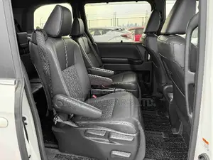 Toyota Noah 2022 Pearl