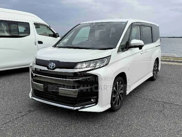 Toyota Noah 2022 Pearl