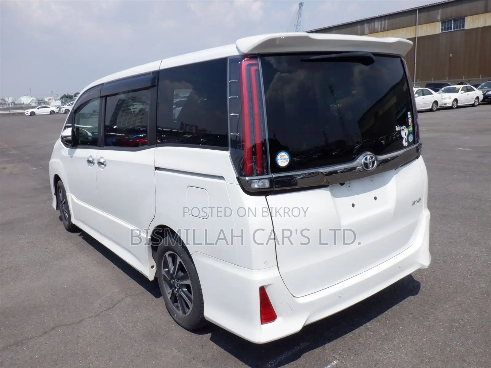 Toyota Noah 2020 Pearl