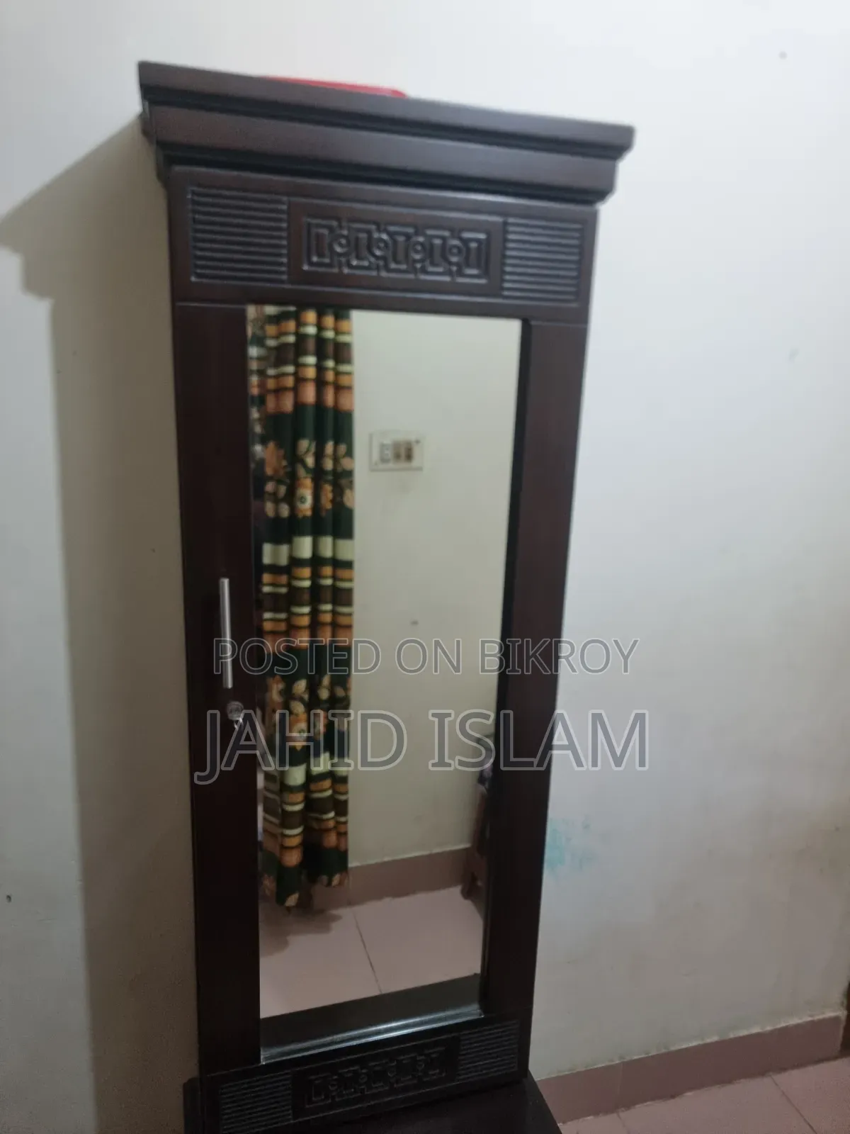 ব্যাবহার উপযোগী, ড্রেসিং টেবিল।