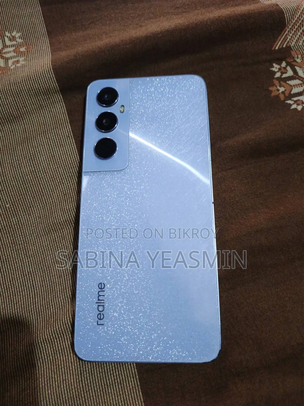রিয়েলমি 128 জিবি