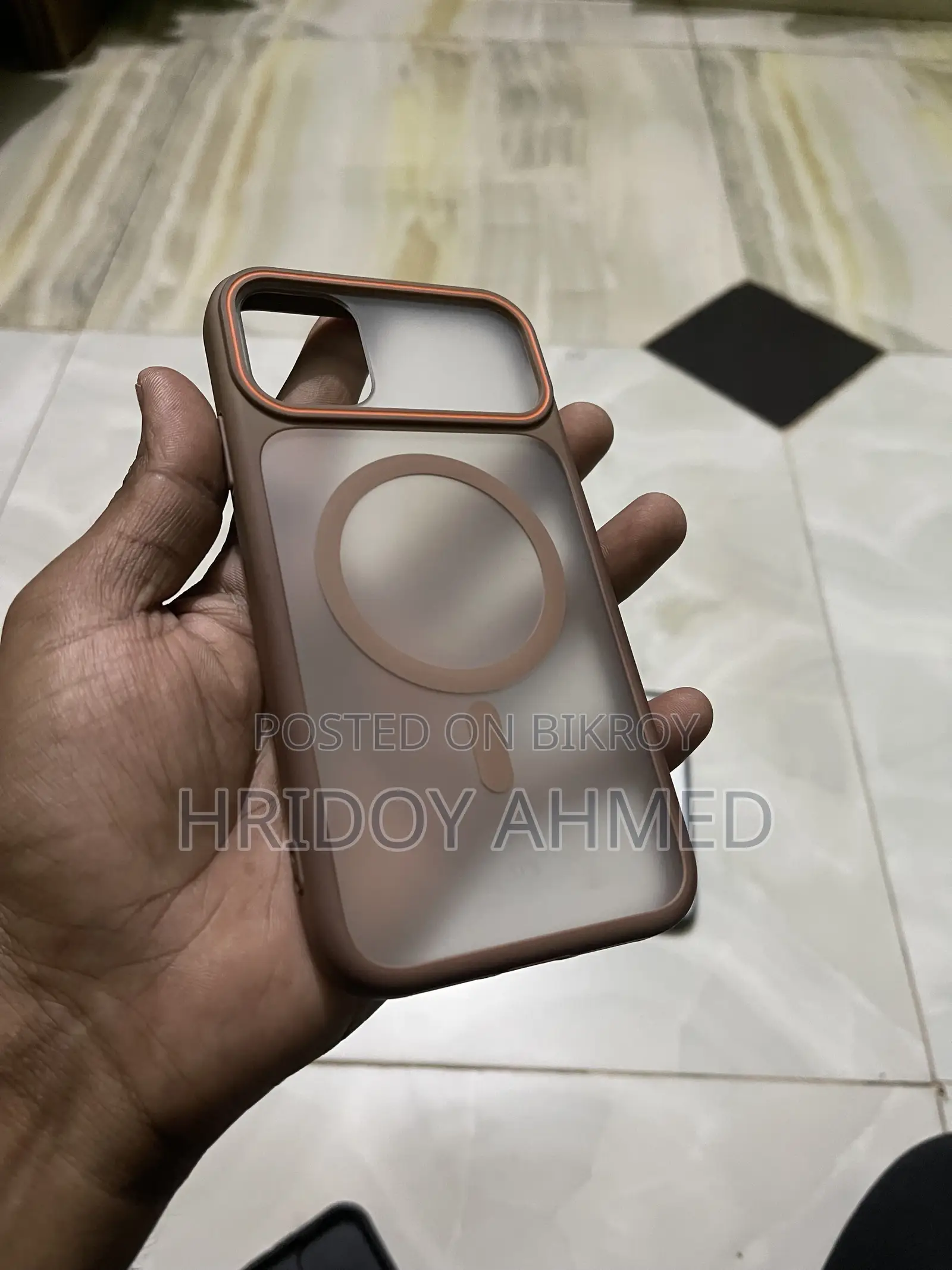 iPhone 11 Cover
