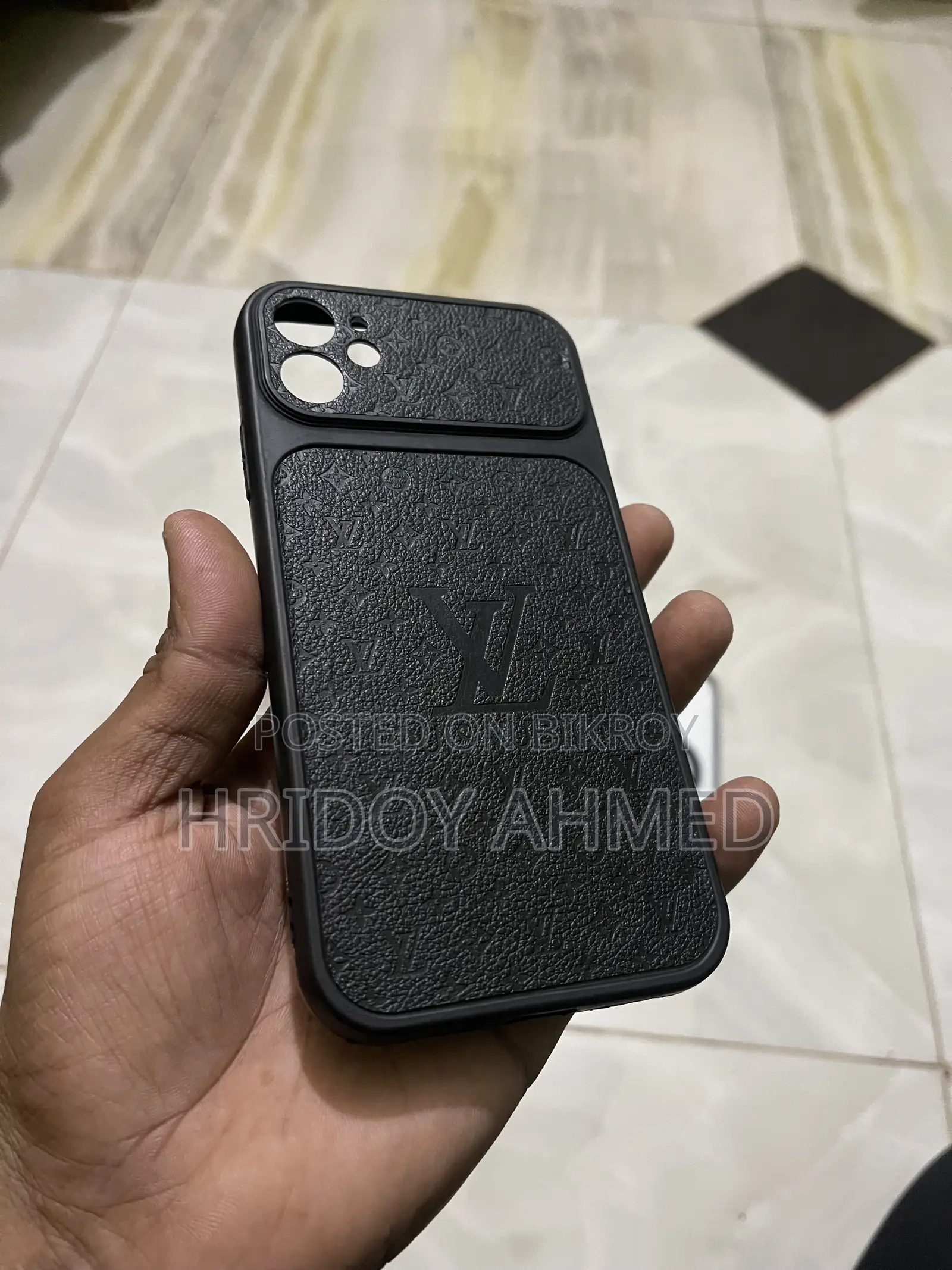 iPhone 11 Cover