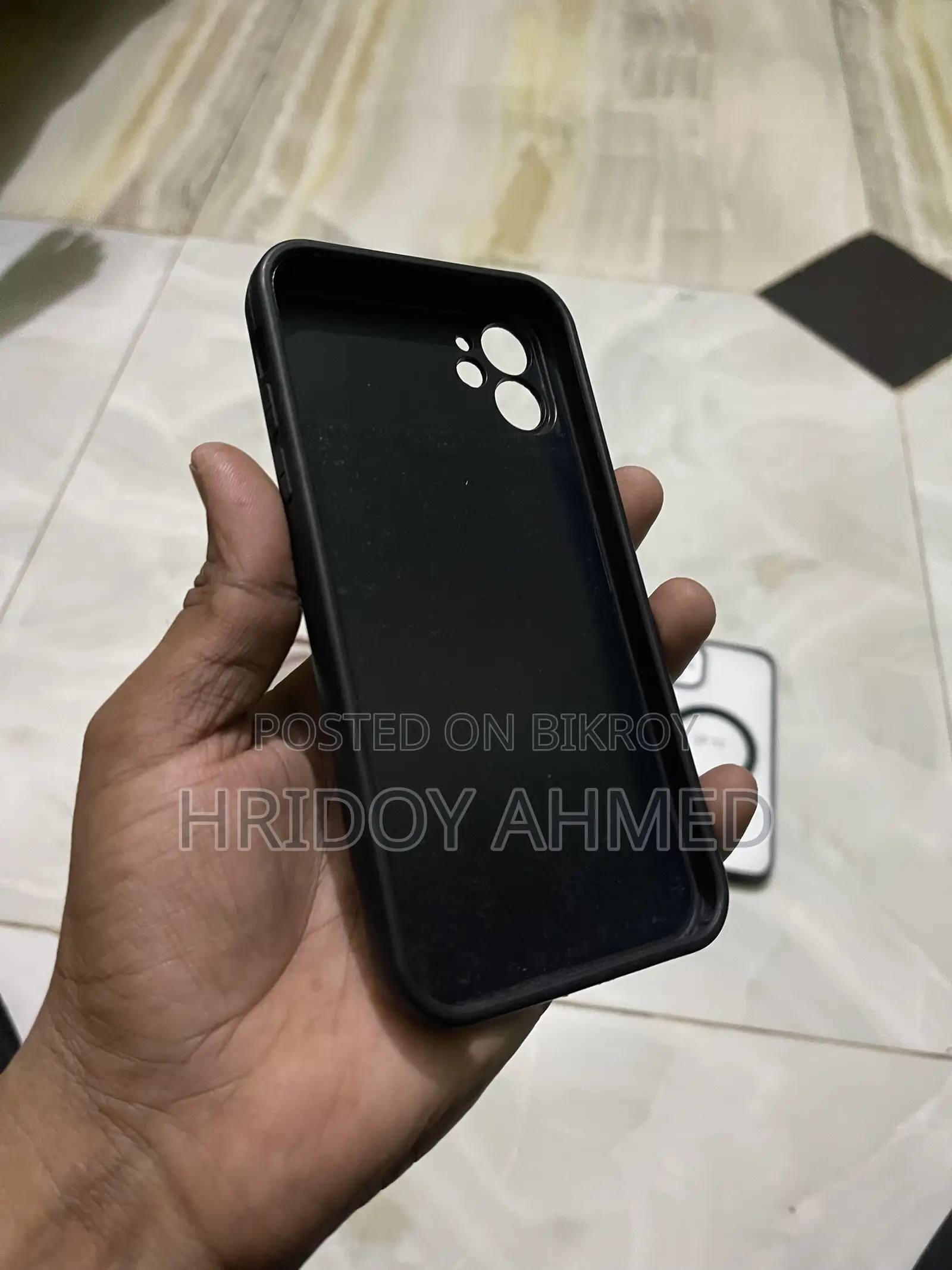 iPhone 11 Cover